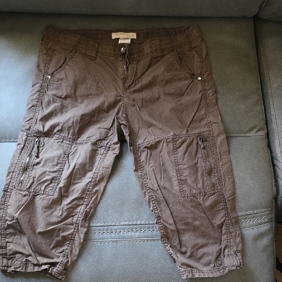No Boundaries Chocolate Brown Cargo Capris-Size 8 - Picture 1 of 2